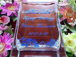 誕生日プレゼント用の花器・フラワーベース