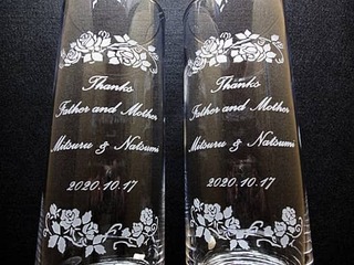 新郎新婦から両親へ贈呈するフラワーベース