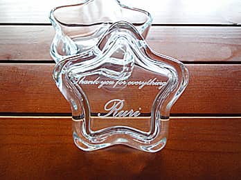 �������������L�O���̃v���[���g�p�̖����ꏬ������E�A�N�Z�T���[�P�[�X