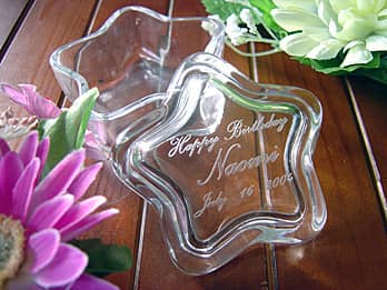 ���O�ƃ��b�Z�[�W�𒤍������a�����v���[���g�p�̖����ꏬ������AC-2