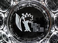 �u���S�}�[�N�v���ʂɒ��������A�o�[�̎��N�j���p�̃K���X���D�M