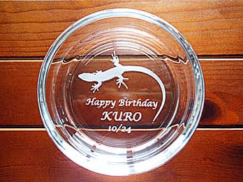 �u�g�J�Q�̃C���X�g�AHappy birthday�A���鑊��̖��O�A�a�����̓��t�v���ʂɒ��������A�a�����v���[���g�p�̃K���X���D�M