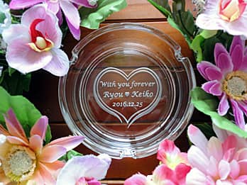 �uWith you forever�A�J�b�v���̖��O�A�N���X�}�X�̓��t�v���ʂɒ��������A�N���X�}�X�v���[���g�p�̃K���X���D�M