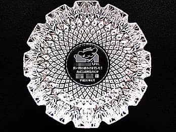 �}�X�R�b�g�L�����N�^�[���ʂɒ������Ċ��������K���X���D�M