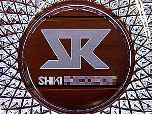 ���S�}�[�N���ʂɒ��������K���X���D�MAT-8