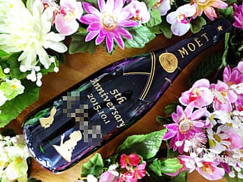 ���q�l���f�U�C�������C���X�g���{�g�����ʂɒ��������A�����L�O���̑��蕨�p�̃V�����p��