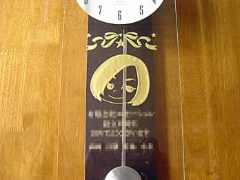 �u�搶�̎���G�v��O�ʃK���X�ɒ��������A������ŉ��t�֑���v���[���g�p�̊|�����v