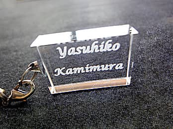 �X�g���b�vCS-1�ɕt���Ă���K���X���̏��蕔�ɒ��������A�u���O�v�̃N���[�Y�A�b�v�摜