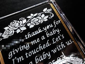 �o�Y�j���p�̉ԕr���ʂɒ��������A�u���b�Z�[�W�v�̃N���[�Y�A�b�v�摜