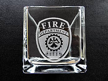 ���h���̃}�[�N�𑤖ʂɒ�������������Ԋ�FV-2