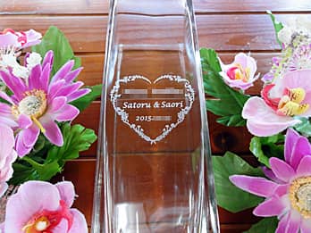 �uHappy white day�A�J�b�v���̖��O�v�𑤖ʂɒ��������A�ޏ��ւ̃z���C�g�f�[�̃v���[���g�p�̃t�����[�x�[�X