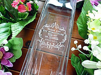 �uThank you for everything�A�搶�̖��O�v�𑤖ʂɒ��������A������ŉ��t�֑���v���[���g�p�̃t�����[�x�[�X