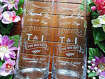 ���q�l���f�U�C�������I���W�i���}�Ă𑤖ʂɒ��������A�V�Y�V�w���痼�e�ւ̑��蕨�p�̉ԕr