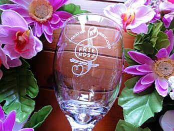 �C���X�g�𑤖ʂɒ��������o�Y�j���p�̃O���X