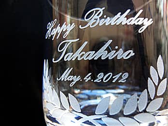 ���b�N�O���XG-11�̑��ʂɒ��������u���b�Z�[�W�E���O�E���t�v�̃N���[�Y�A�b�v�摜