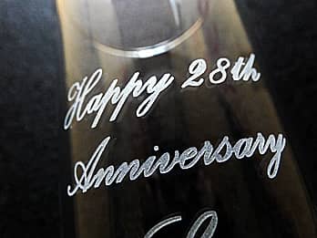 �^���u���[�O���XG-17�̑��ʂɒ������������̃N���[�Y�A�b�v�摜