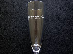 ���S�}�[�N�𑤖ʂɒ��������V�����p���O���XG-3