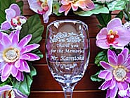 �uThank you for the memories�A���O�A���t�v�𑤖ʂɒ��������A�]�΂�����ւ̃v���[���g�p�̃��C���O���X