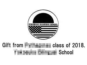 ���b�Z�[�W�Ɗw�Z�̃}�[�N�����C�A�E�g�����A���̕\�ʂɒ�������}��