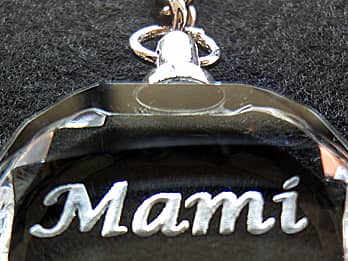 ��̓��̃v���[���g�p�̃X�g���b�v�ɕt���Ă���K���X���ɒ��������A�u���ꂳ��̖��O�v�̃N���[�Y�A�b�v�摜