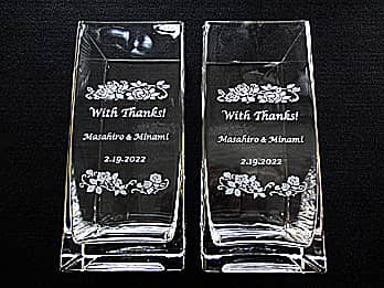 �uWith Thanks�A�V�Y�ƐV�w�̖��O�A�������̓��t�v�𑤖ʂɒ��������A�V�Y�ƐV�w���炻�ꂼ��̗��e�֑���K���X�ԕr