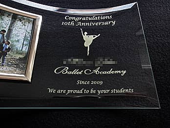 �o���G�����̃��S�}�[�N�𒤍�����������ʐ^����PF-1