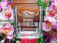 �u���S�}�[�N�v�u������Ё����A4th anniversary�v�𒤍������A�n���L�O�i�p�̃t�����[�x�[�X