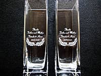 �uThanks father & mother�A�V�Y�ƐV�w�̖��O�A���t�v�𒤍������A���e�֑��悷��K���X�ԕr