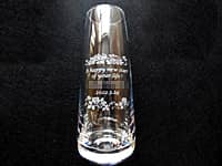 �uA happy new start of your life�A�ސE������̖��O�A�ސE���̓��t�v�𑤖ʂɒ��������A��N�ސE�̃v���[���g�p�̈�֑}��