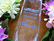 �uCongratulations�A���O�A���t�v�𑤖ʂɒ��������A�F�l�ւ̒a�����v���[���g�p�̃K���X�Ԋ�