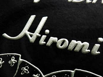 �z���C�g�f�[�̃v���[���g�p�̃K���X���ʐ^���Ăɒ��������u���O�v�̃N���[�Y�A�b�v�摜